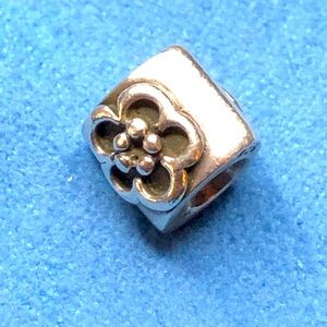 Authentic Pandora retired Flower Charm / S925 ALE / EUC